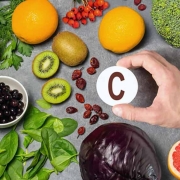 این علائم نشانه کمبود ویتامین سی در بدن است؛ جدی بگیرید