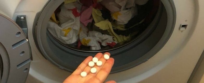 آسپرین را در ماشین لباس‌شویی بیاندازید؛ نتیجه باورنکردنی‌ است!