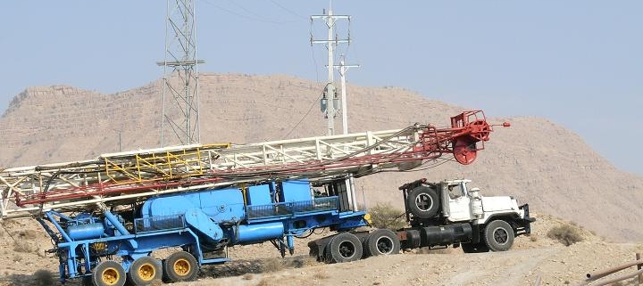 دکل نفتی پیدا شد