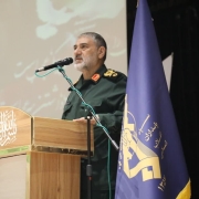 راه شهید سلیمانی چالشی برای دشمنان است