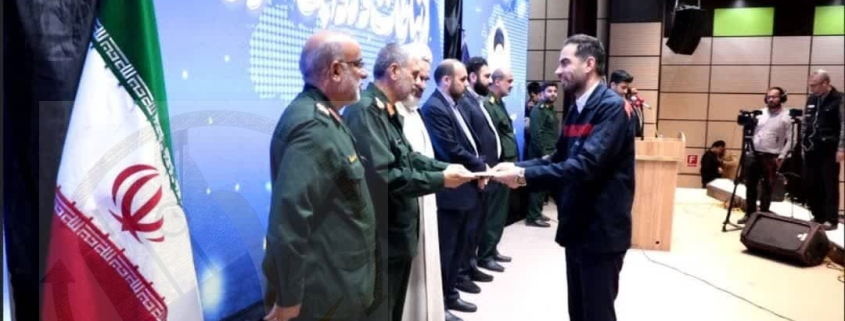 تقدیر فرمانده سپاه خوزستان از سجاد خراسانی مدیر روابط عمومی شرکت فولاد اکسین